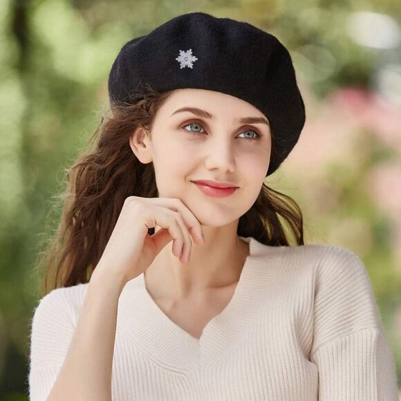 OKA Clear Austrian Crystal Winter Snowflake Brooch Pin, Elegant White Crystal Br - Picture 4 of 9